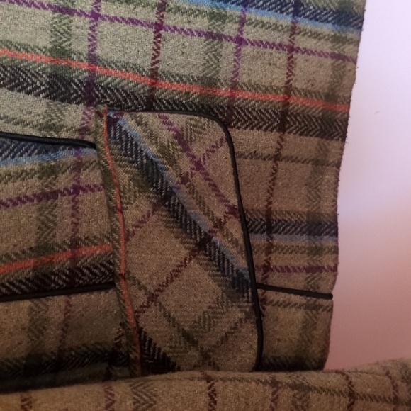 Plaid wool blend blazer size 10 - Picture 4 of 6
